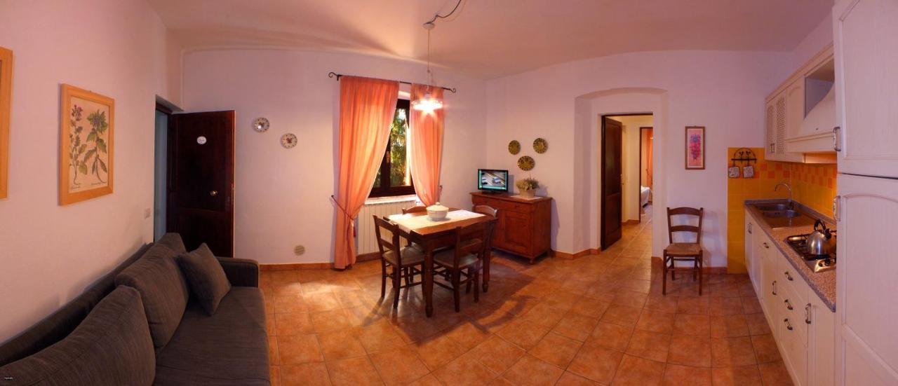 Agriturismo Le Pescine Vada Bagian luar foto