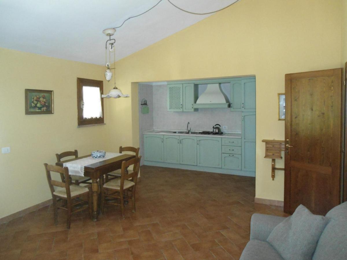 Agriturismo Le Pescine Vada Bagian luar foto