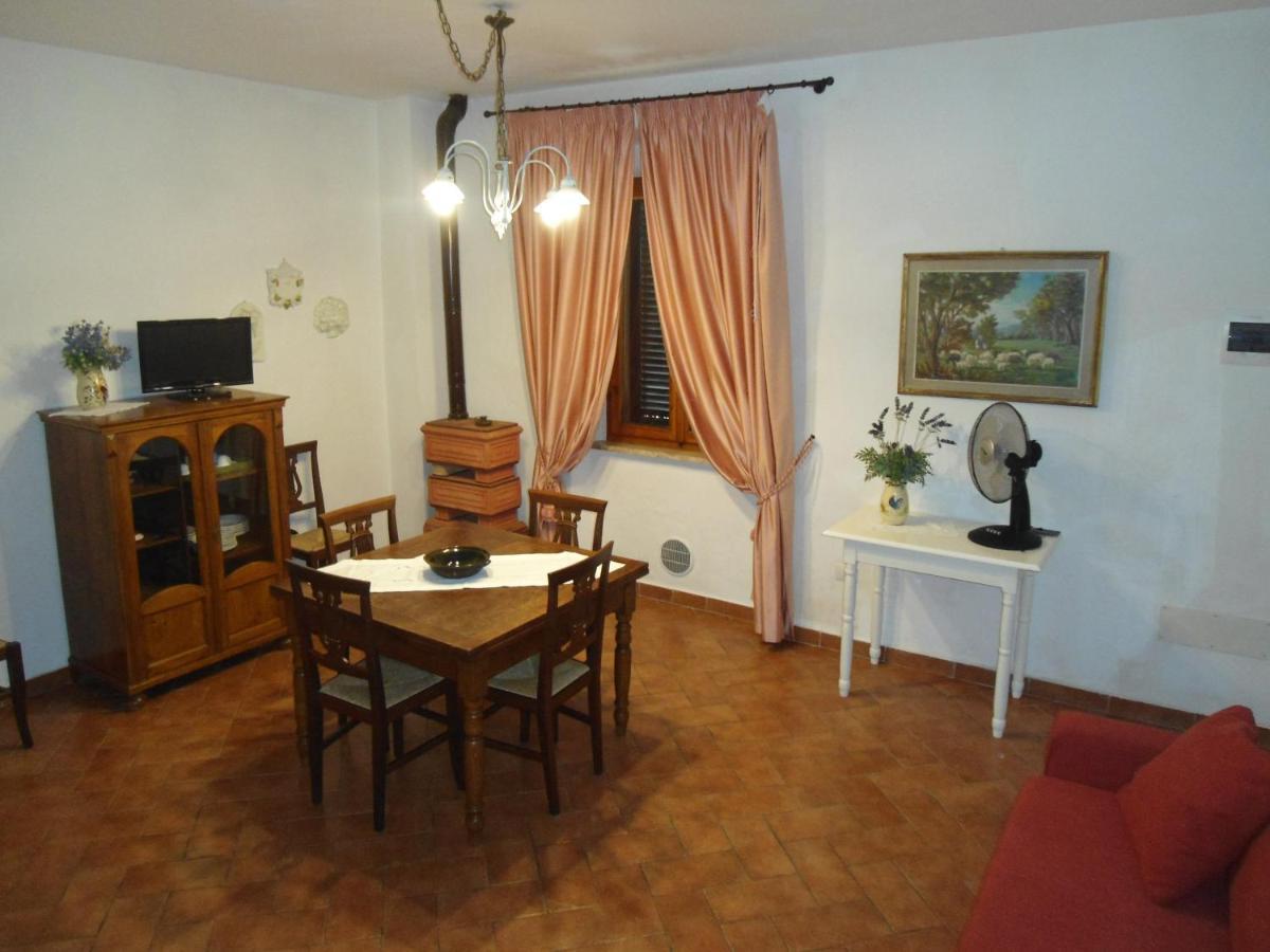 Agriturismo Le Pescine Vada Bagian luar foto